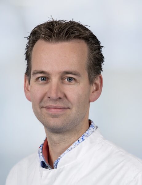 Dr Hjalmar Bouma